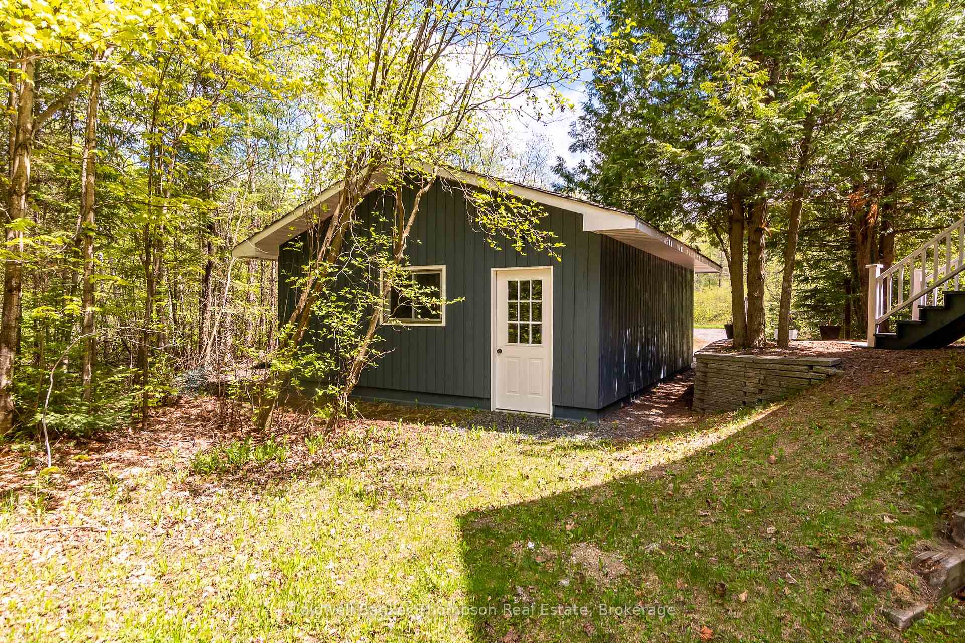 Photo 48 of 215 Ena Drive, Huntsville, Chaffey — HOMEH