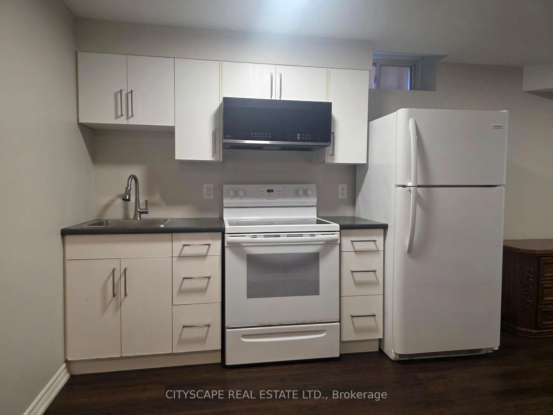 Photo 33 of Unit Bsmt, 1209 Sandpiper Road, Oakville, West Oak Trails — HOMEH