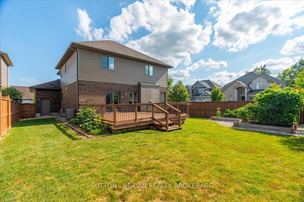 Photo 41 of 1304 Eagletrace Drive, London, North S — HOMEH