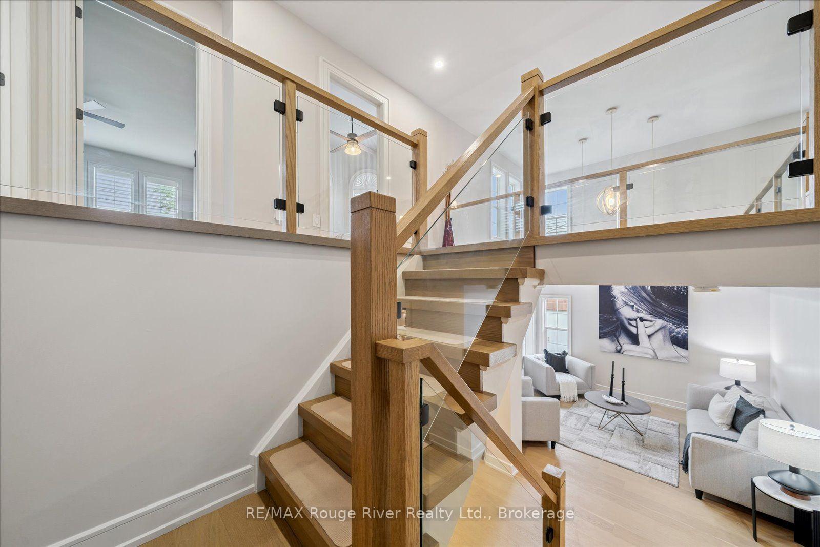 Photo 25 of 49 Hanson Crescent, Whitby, Brooklin — HOMEH