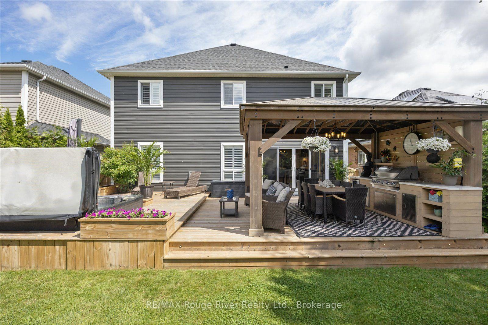 Photo 50 of 49 Hanson Crescent, Whitby, Brooklin — HOMEH