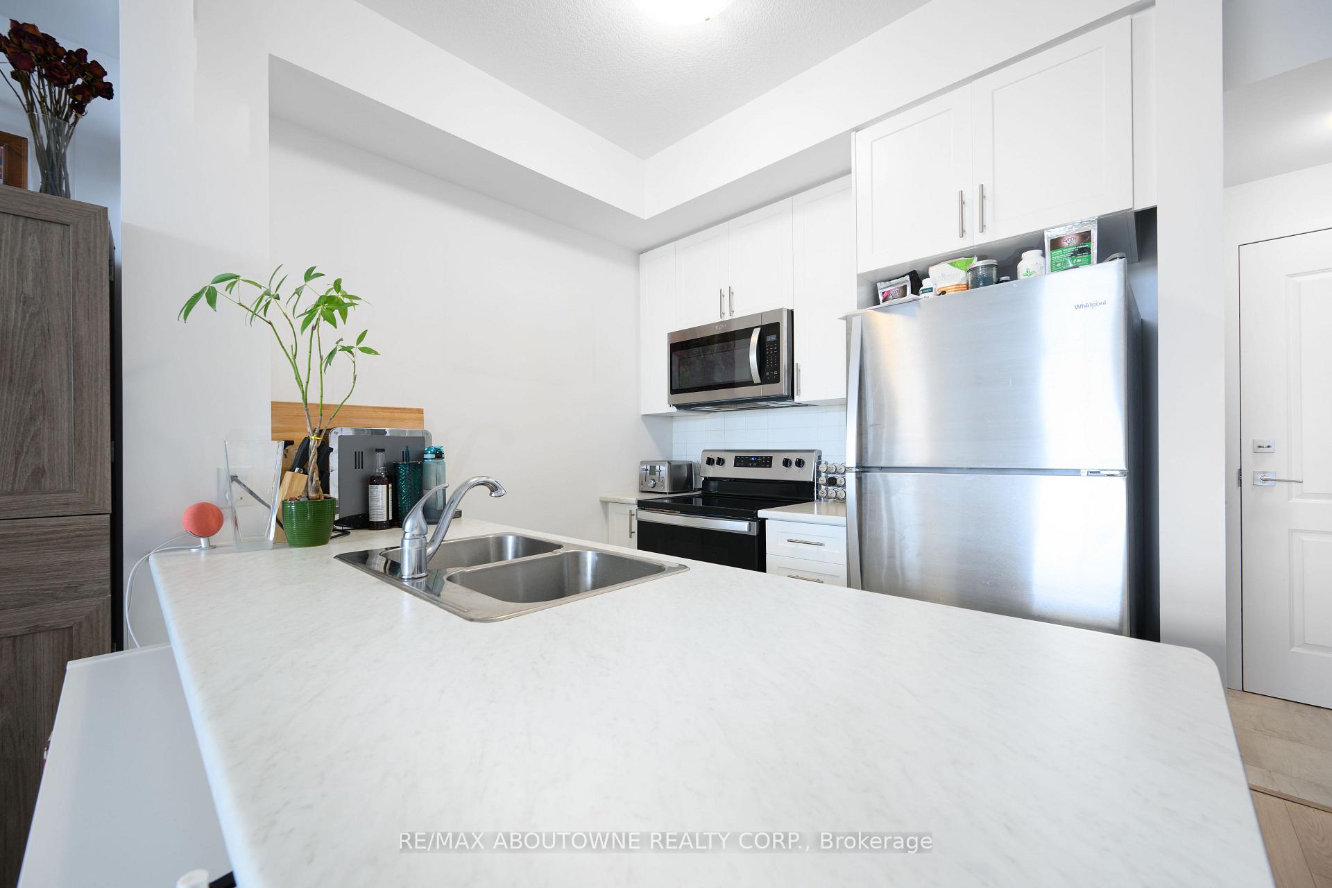 Photo 10 of Unit 334, 450 Dundas Street, Hamilton, Waterdown — HOMEH