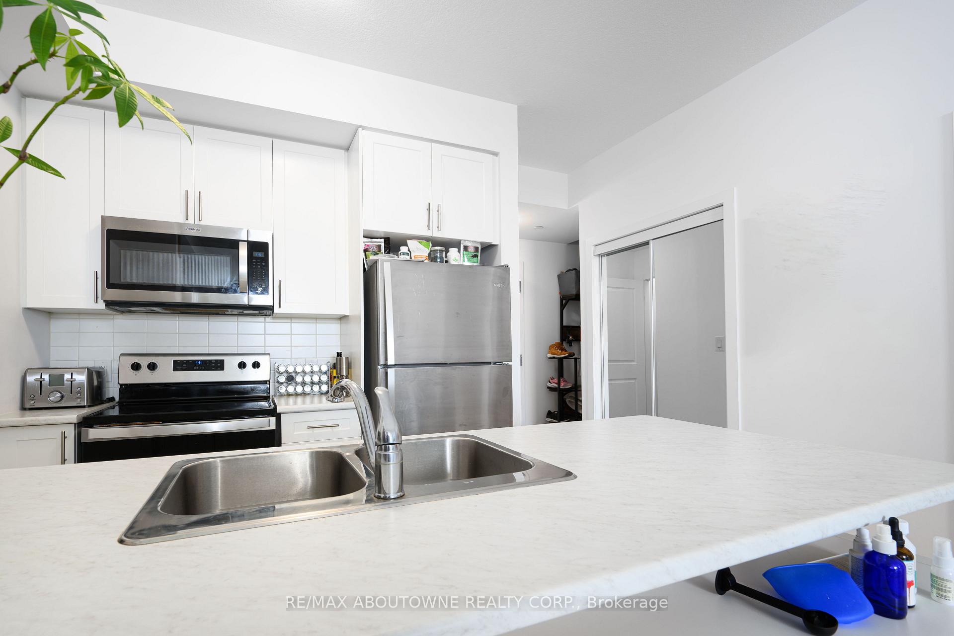 Photo 11 of Unit 334, 450 Dundas Street, Hamilton, Waterdown — HOMEH
