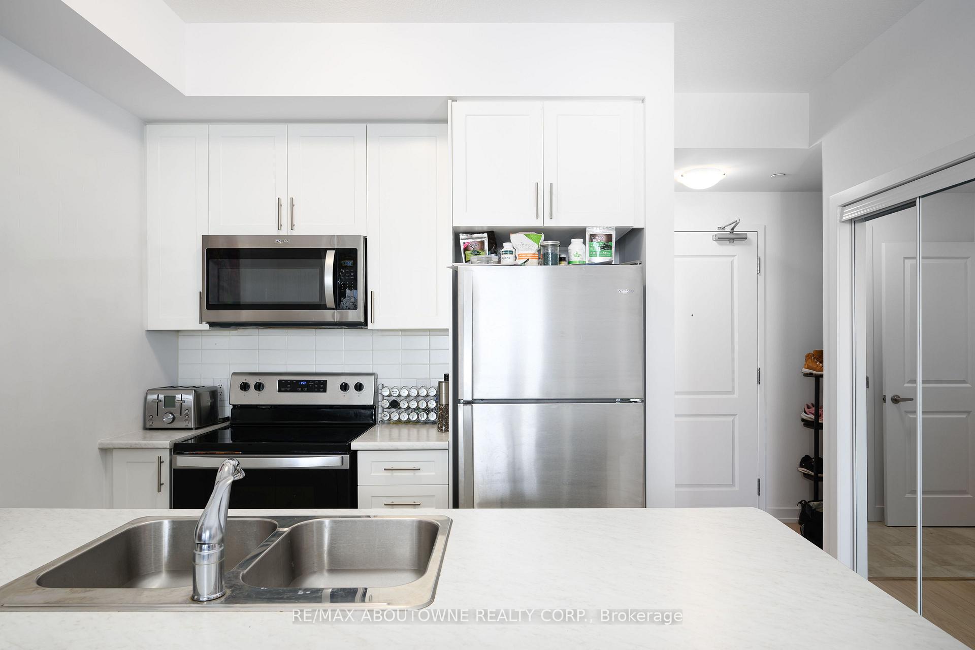 Photo 12 of Unit 334, 450 Dundas Street, Hamilton, Waterdown — HOMEH