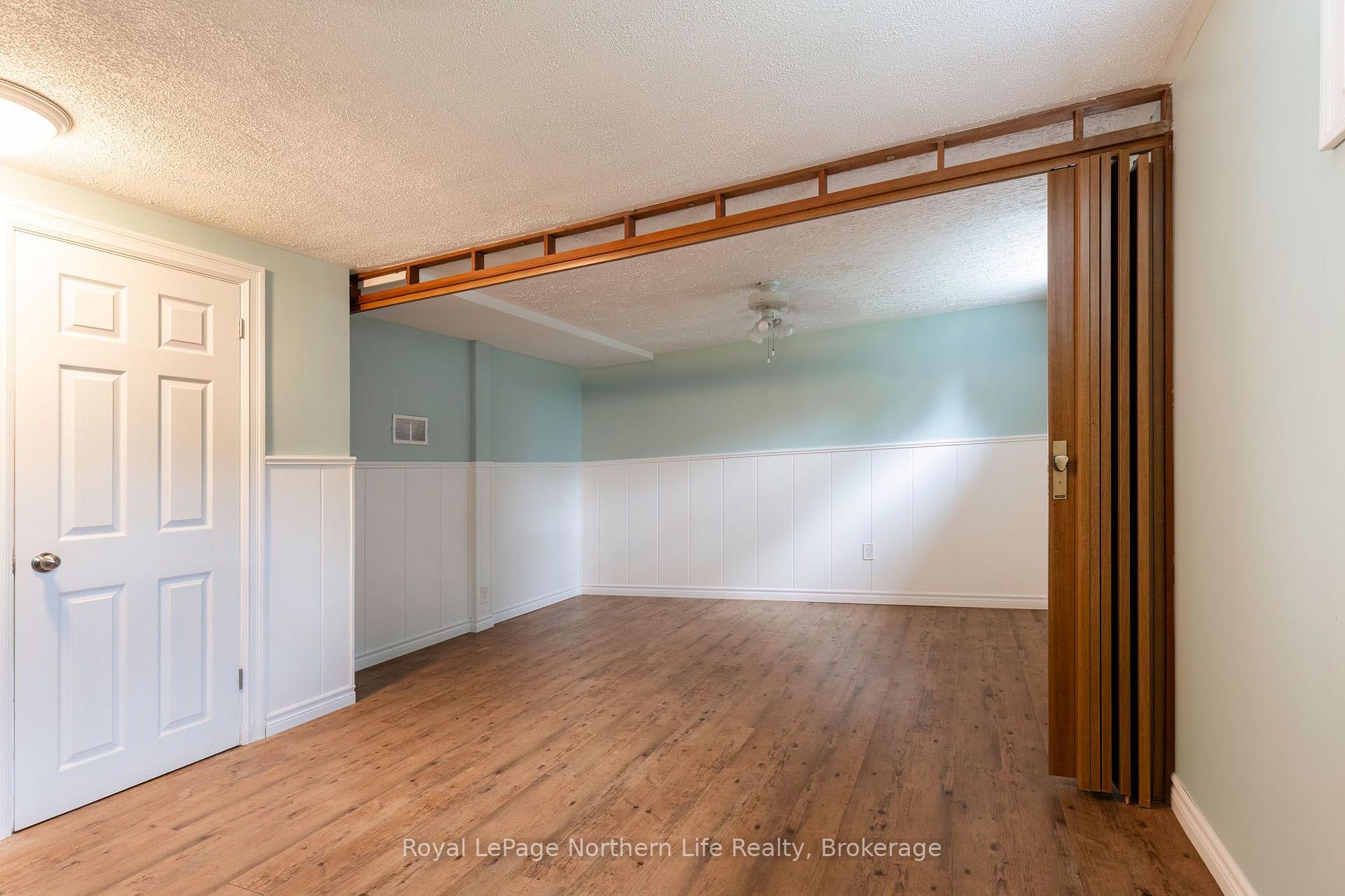 Photo 25 of 1122 Athlone Street, North Bay, West End — HOMEH