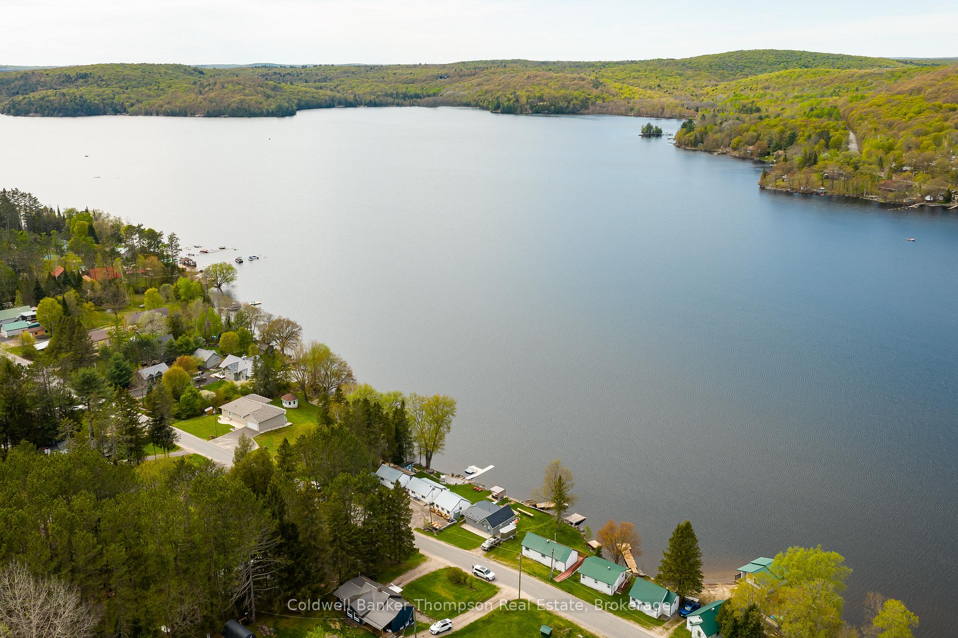 Photo 2 of 312 Doe Lake Road, Armour, Katrine — HOMEH