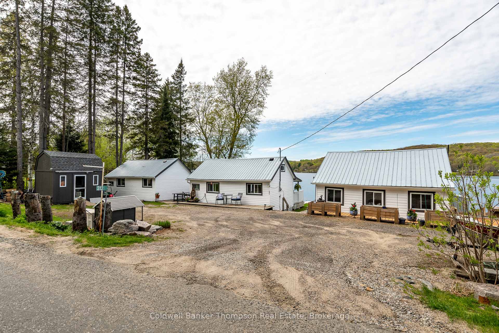 Photo 4 of 312 Doe Lake Road, Armour, Katrine — HOMEH