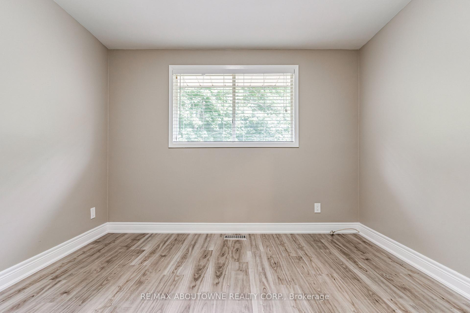 Photo 28 of 19 Friars Court, St. Catharines, Lakeport — HOMEH