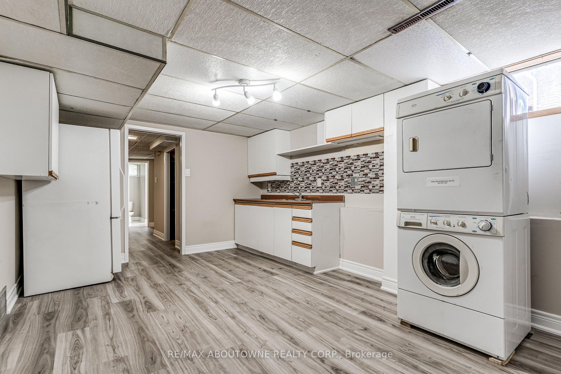 Photo 37 of 19 Friars Court, St. Catharines, Lakeport — HOMEH