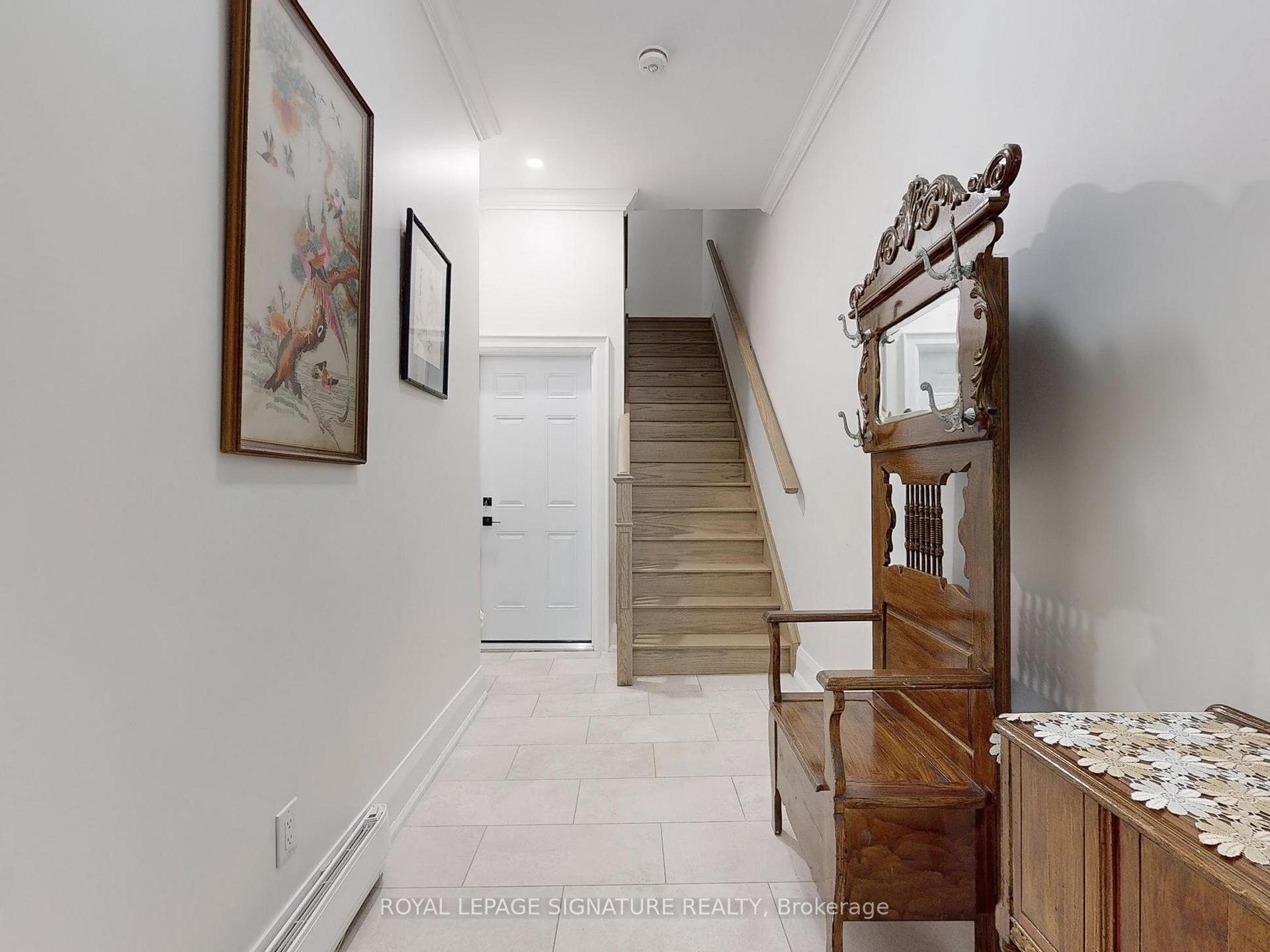 Photo 2 of Unit 3, 28 Beaconsfield Avenue, Toronto, Little Portugal — HOMEH