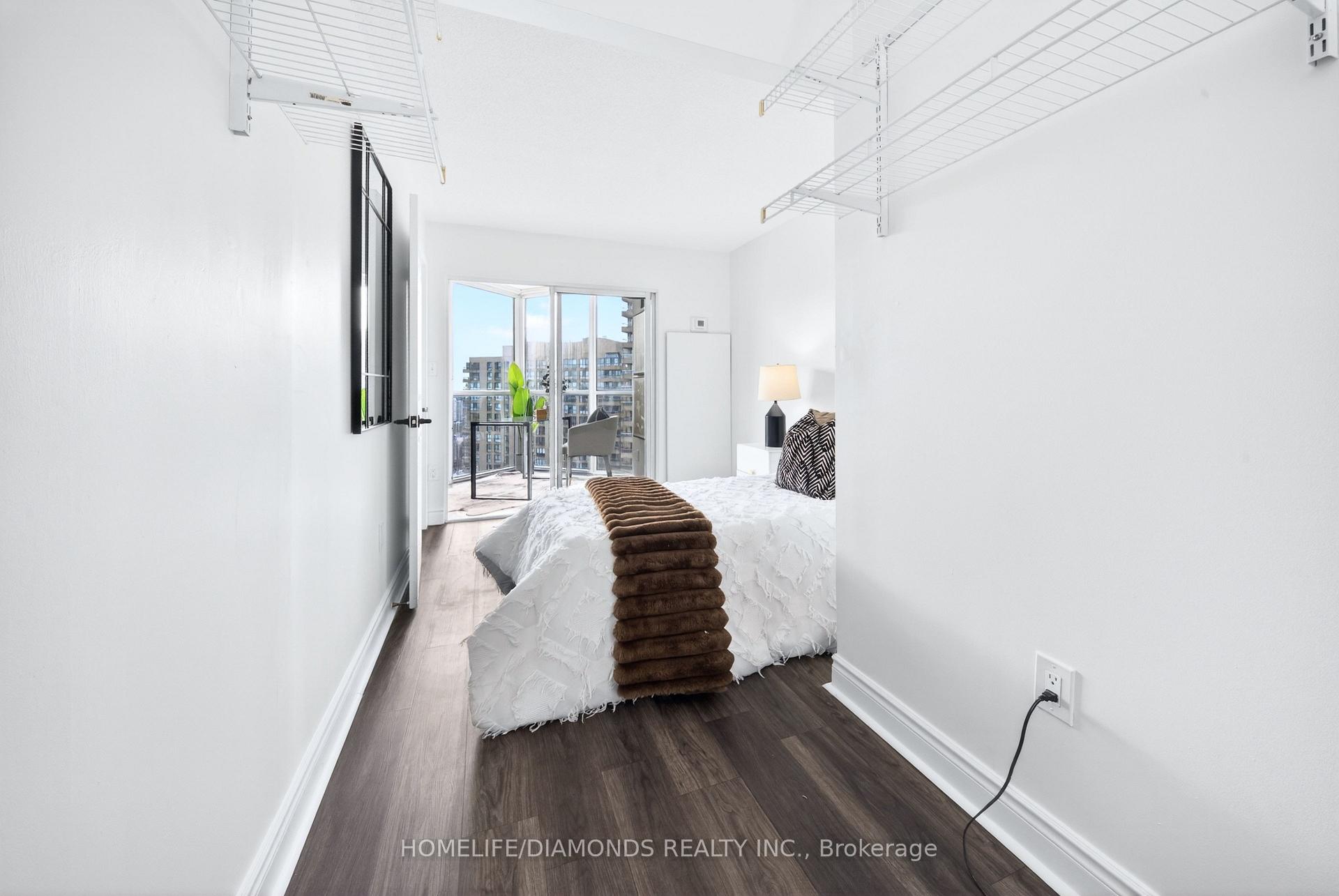Photo 17 of Unit 2002, 5 Concorde Place, North York, Banbury-Don Mills — HOMEH