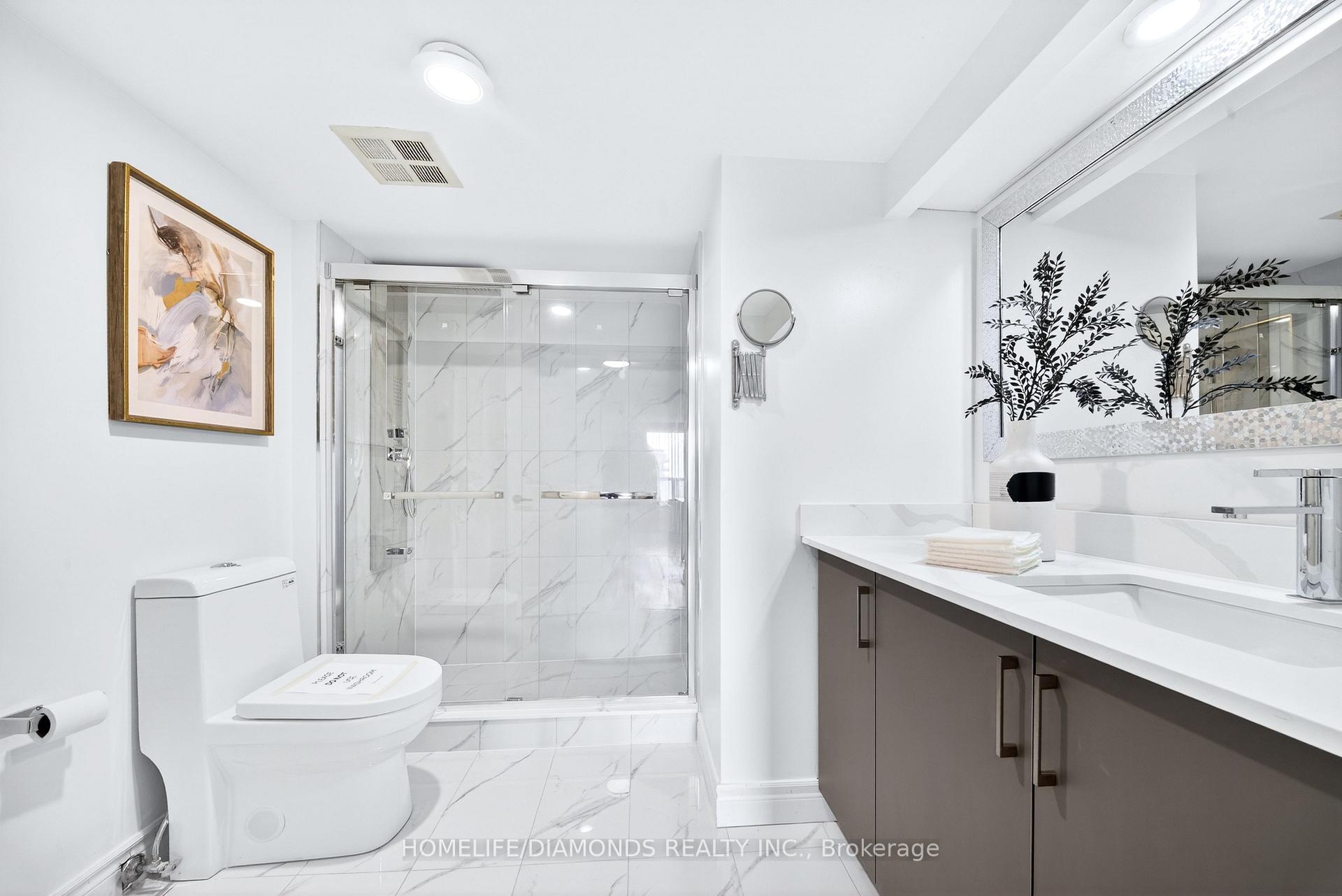 Photo 28 of Unit 2002, 5 Concorde Place, North York, Banbury-Don Mills — HOMEH