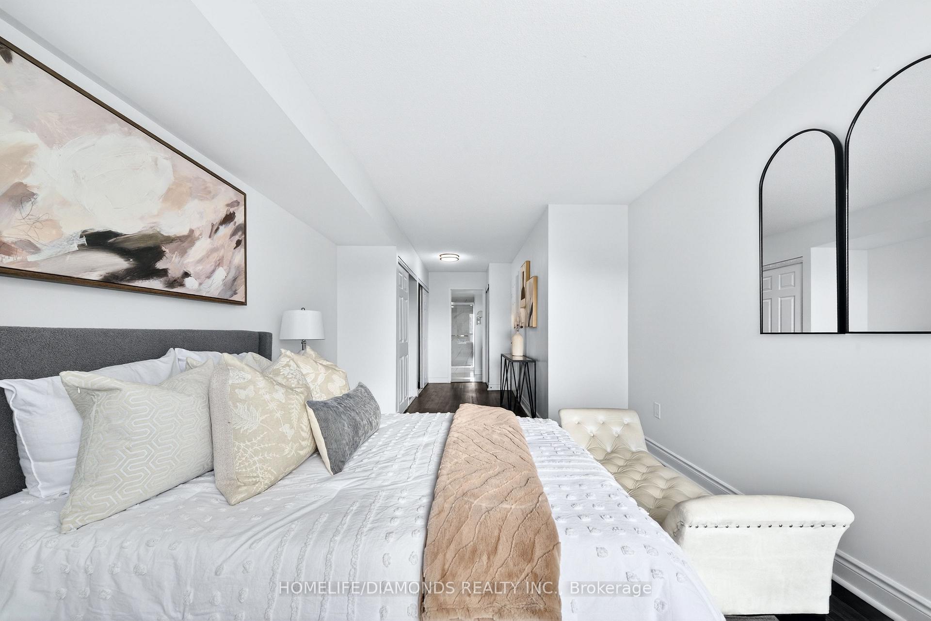 Photo 34 of Unit 2002, 5 Concorde Place, North York, Banbury-Don Mills — HOMEH