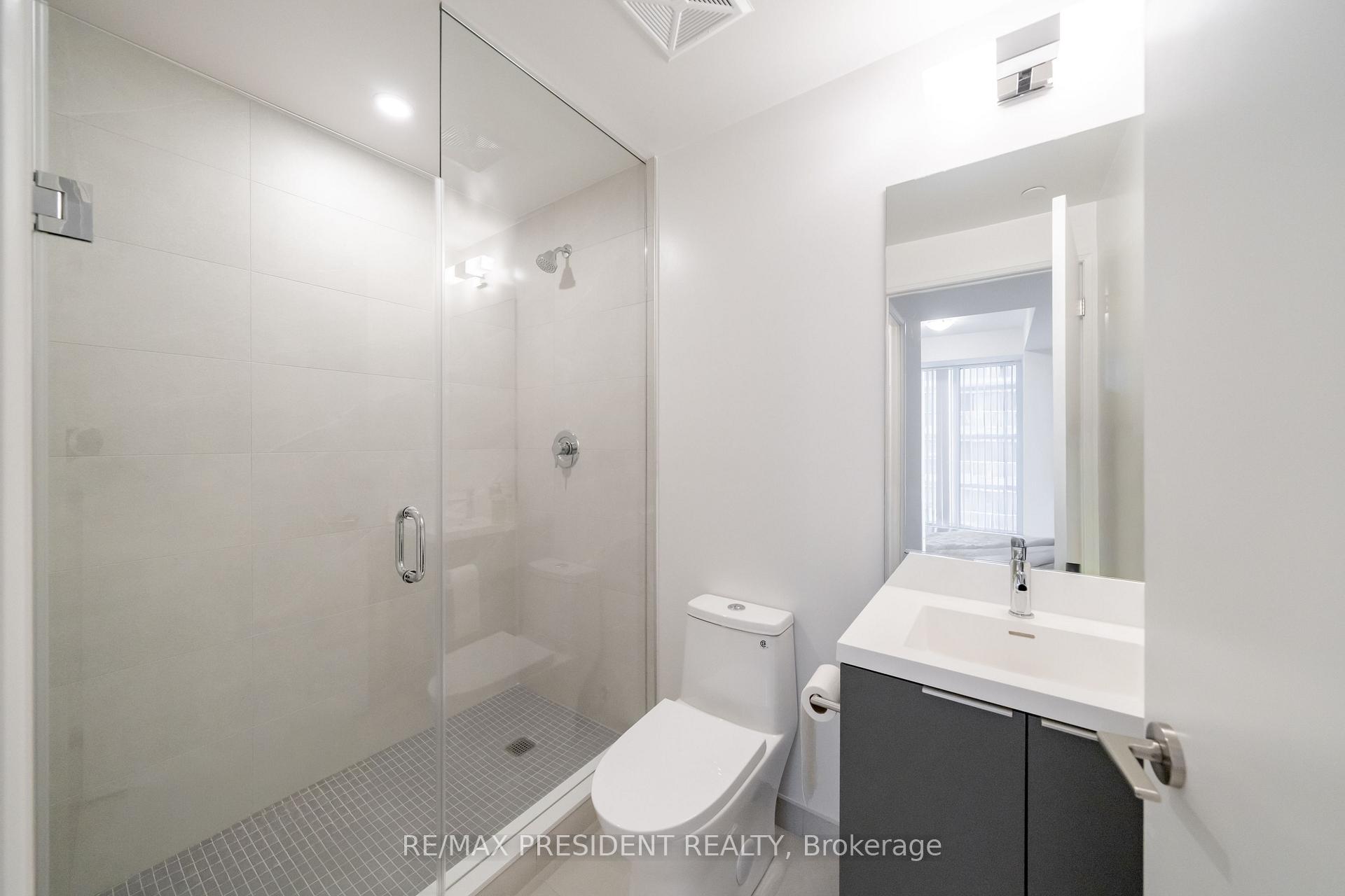 Photo 4 of Unit 610, 400 King Street W, Toronto, Waterfront Communities — HOMEH