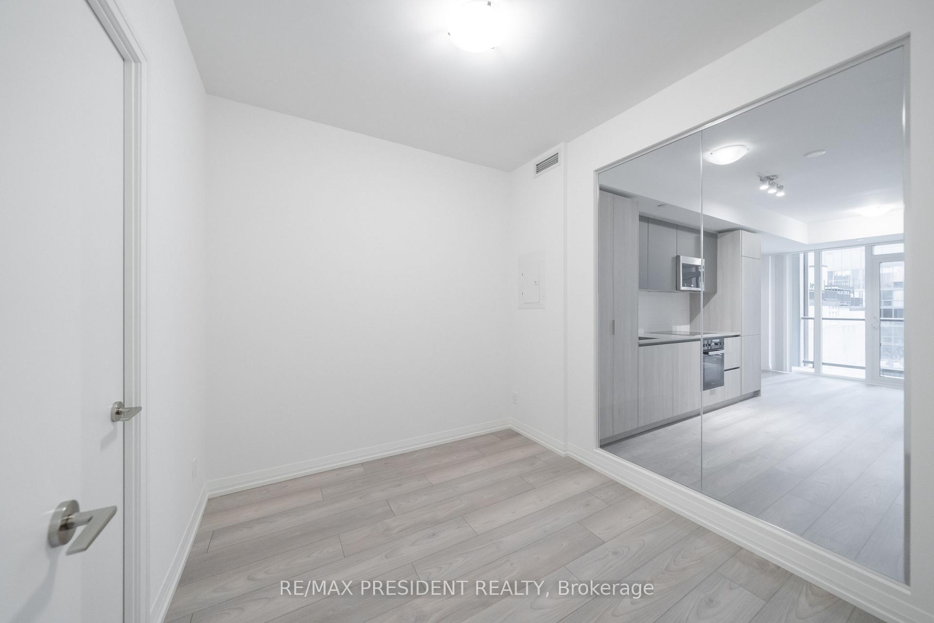 Photo 13 of Unit 610, 400 King Street W, Toronto, Waterfront Communities — HOMEH