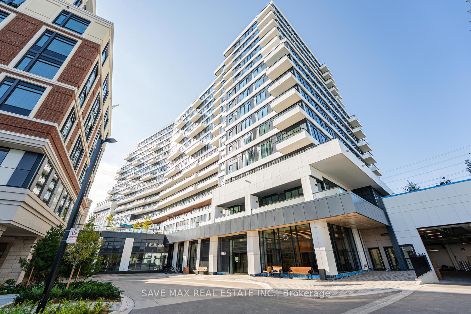 Front of Unit 402, 2485 Eglinton Avenue W
