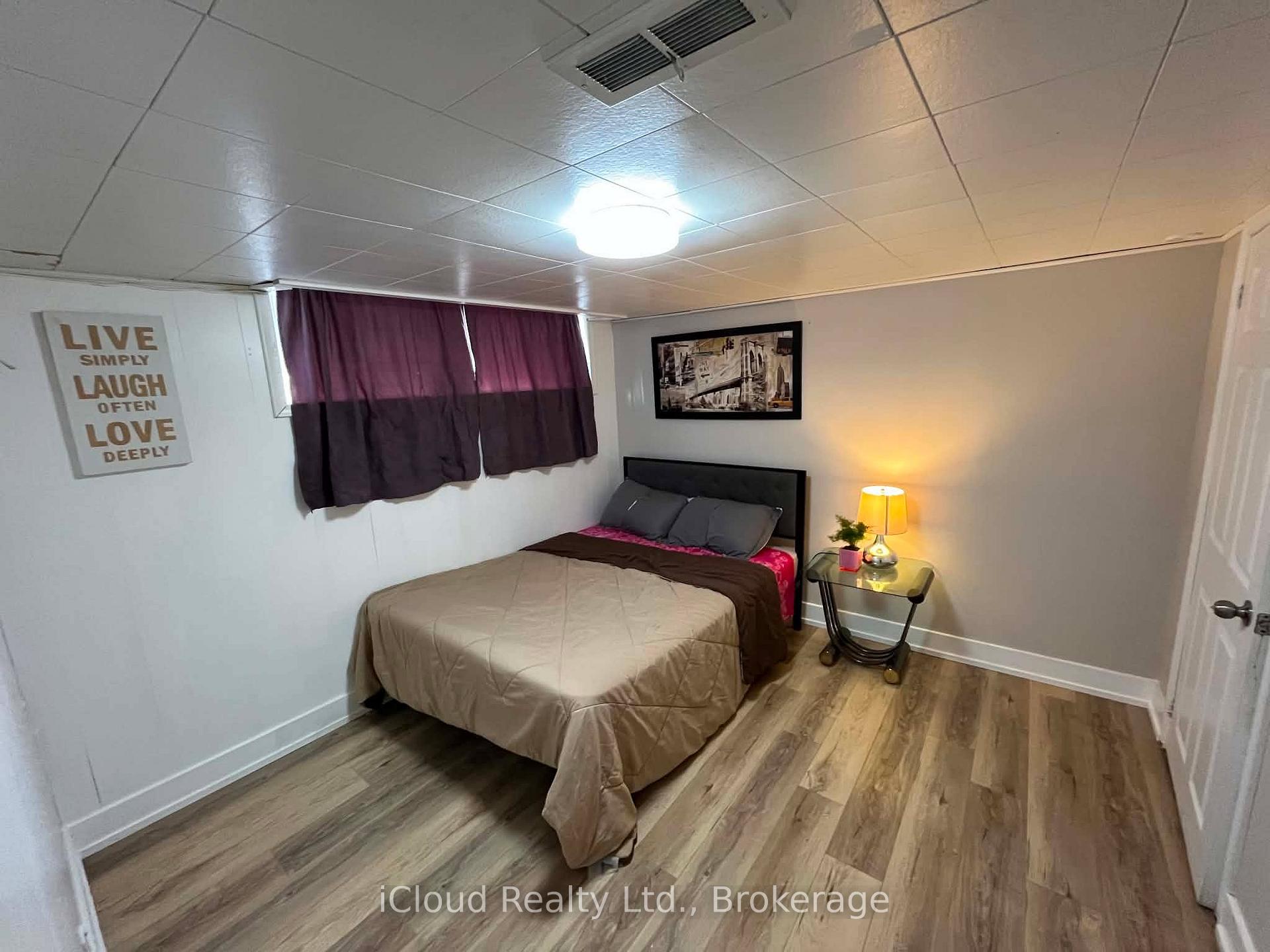 Photo 4 of 21 Warkdale Drive, St. Catharines, Burleigh Hill — HOMEH