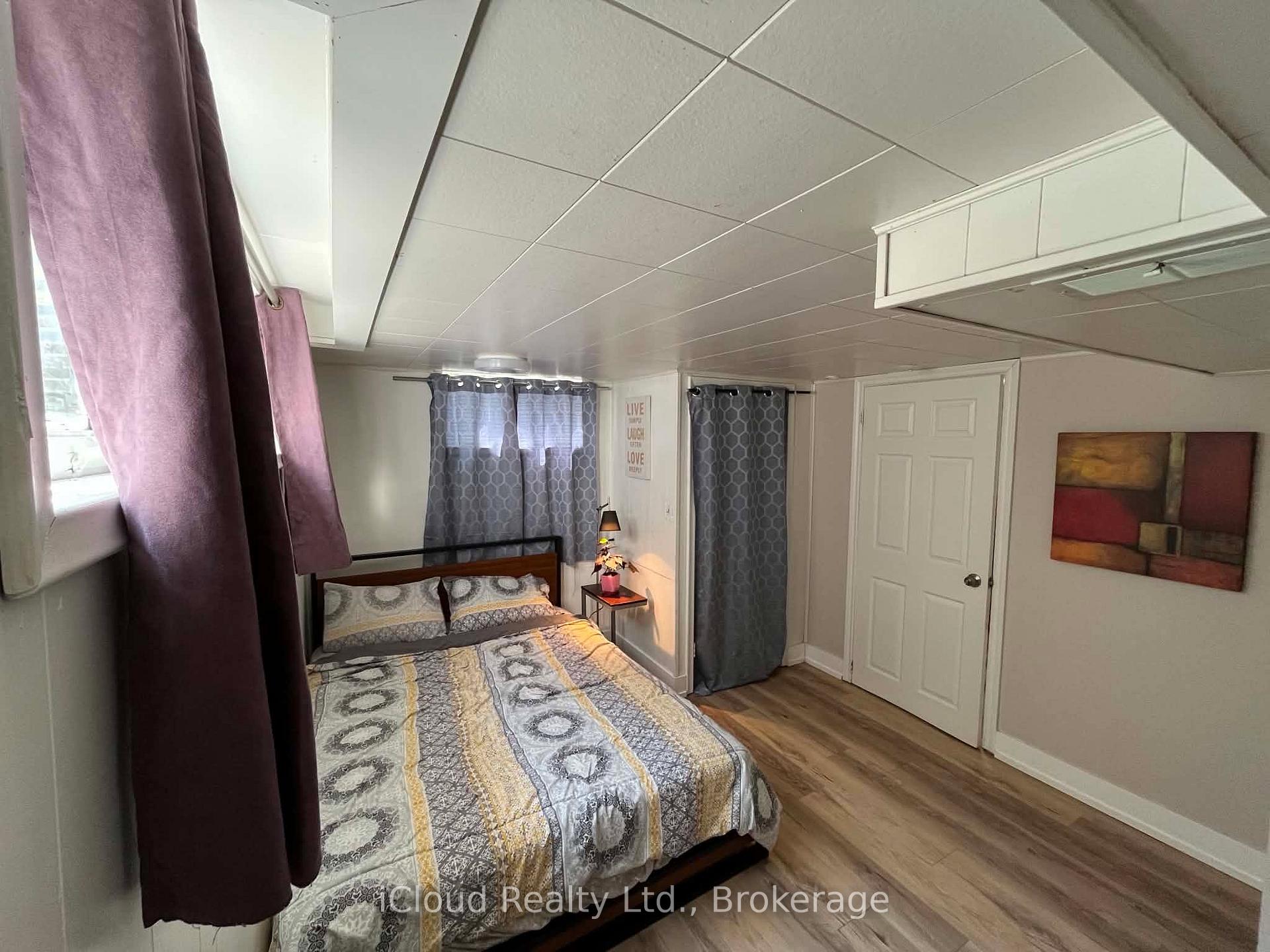 Photo 6 of 21 Warkdale Drive, St. Catharines, Burleigh Hill — HOMEH