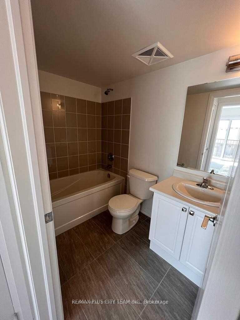 Photo 13 of Unit 1306, 2635 William Jackson Drive, Pickering, Duffin Heights — HOMEH
