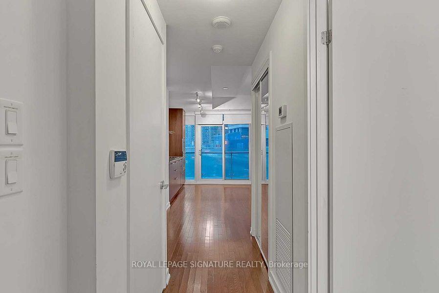 Photo 2 of Unit 311, 12 York Street, Toronto, Waterfront Communities — HOMEH