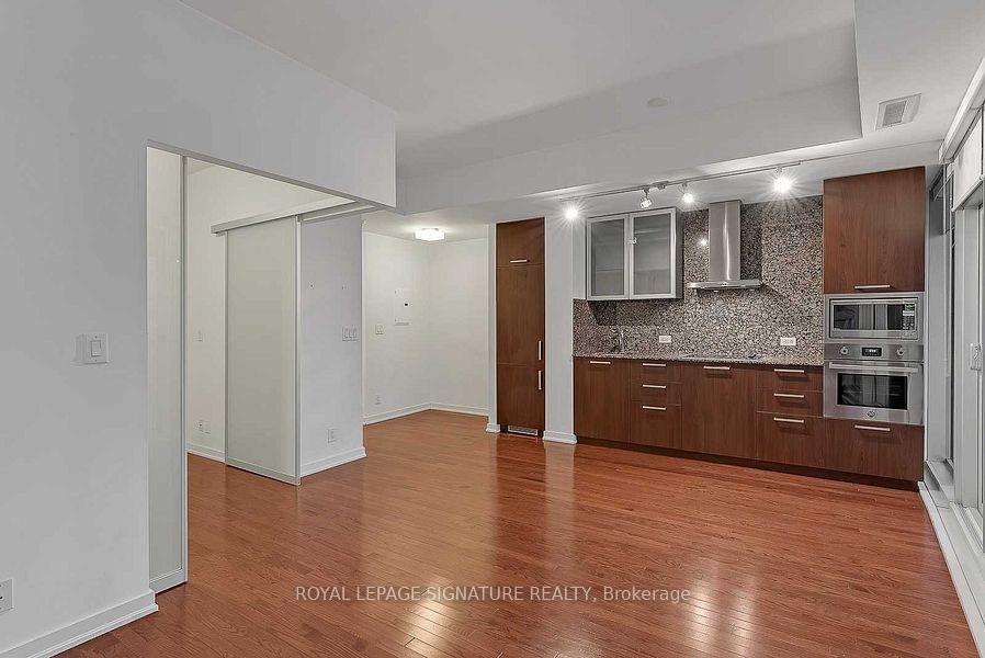 Photo 6 of Unit 311, 12 York Street, Toronto, Waterfront Communities — HOMEH
