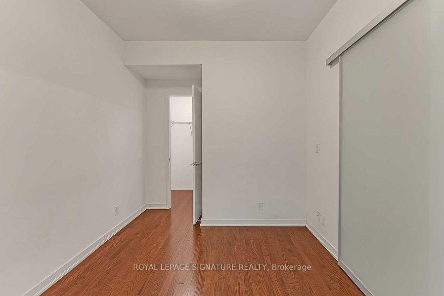 Photo 10 of Unit 311, 12 York Street, Toronto, Waterfront Communities — HOMEH