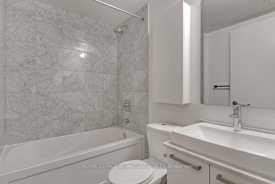 Photo 12 of Unit 311, 12 York Street, Toronto, Waterfront Communities — HOMEH
