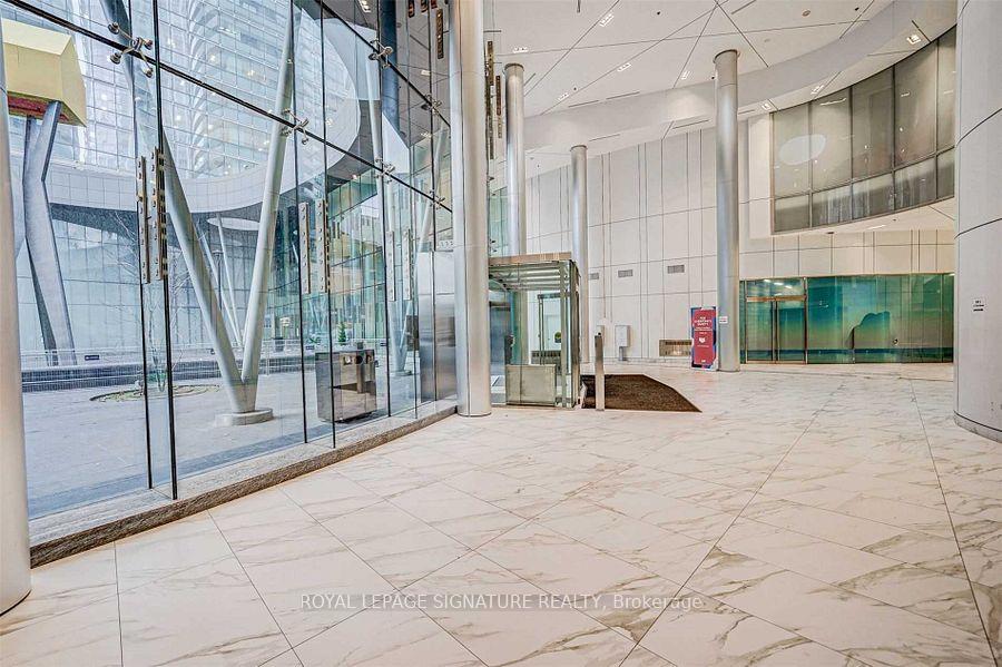 Photo 18 of Unit 311, 12 York Street, Toronto, Waterfront Communities — HOMEH