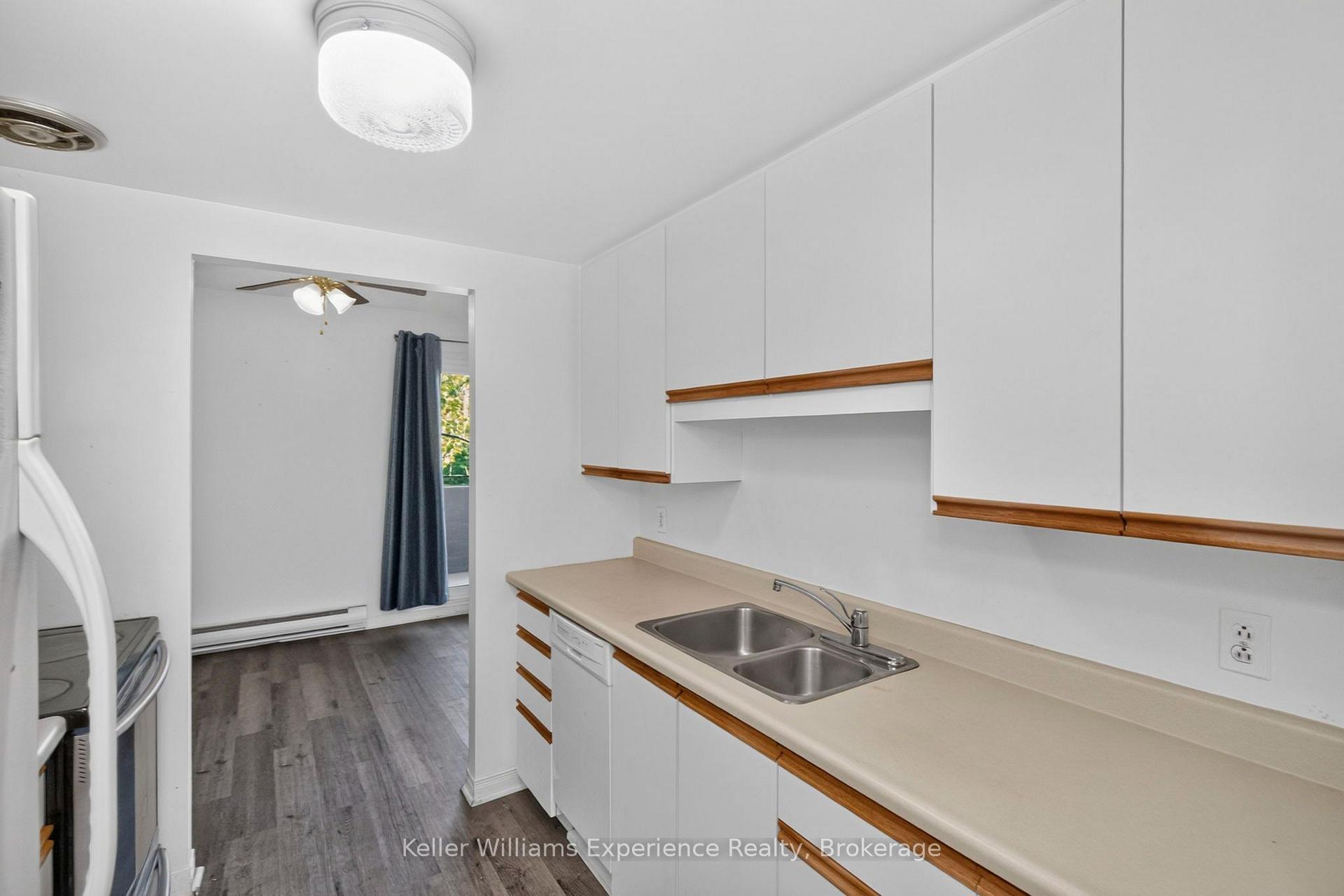 Photo 9 of Unit 203, 184 Eighth Street, Collingwood — HOMEH