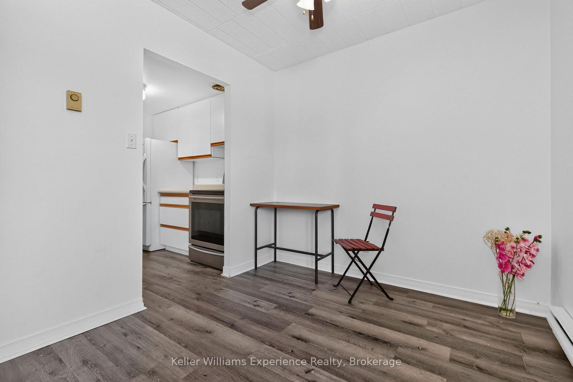 Photo 13 of Unit 203, 184 Eighth Street, Collingwood — HOMEH