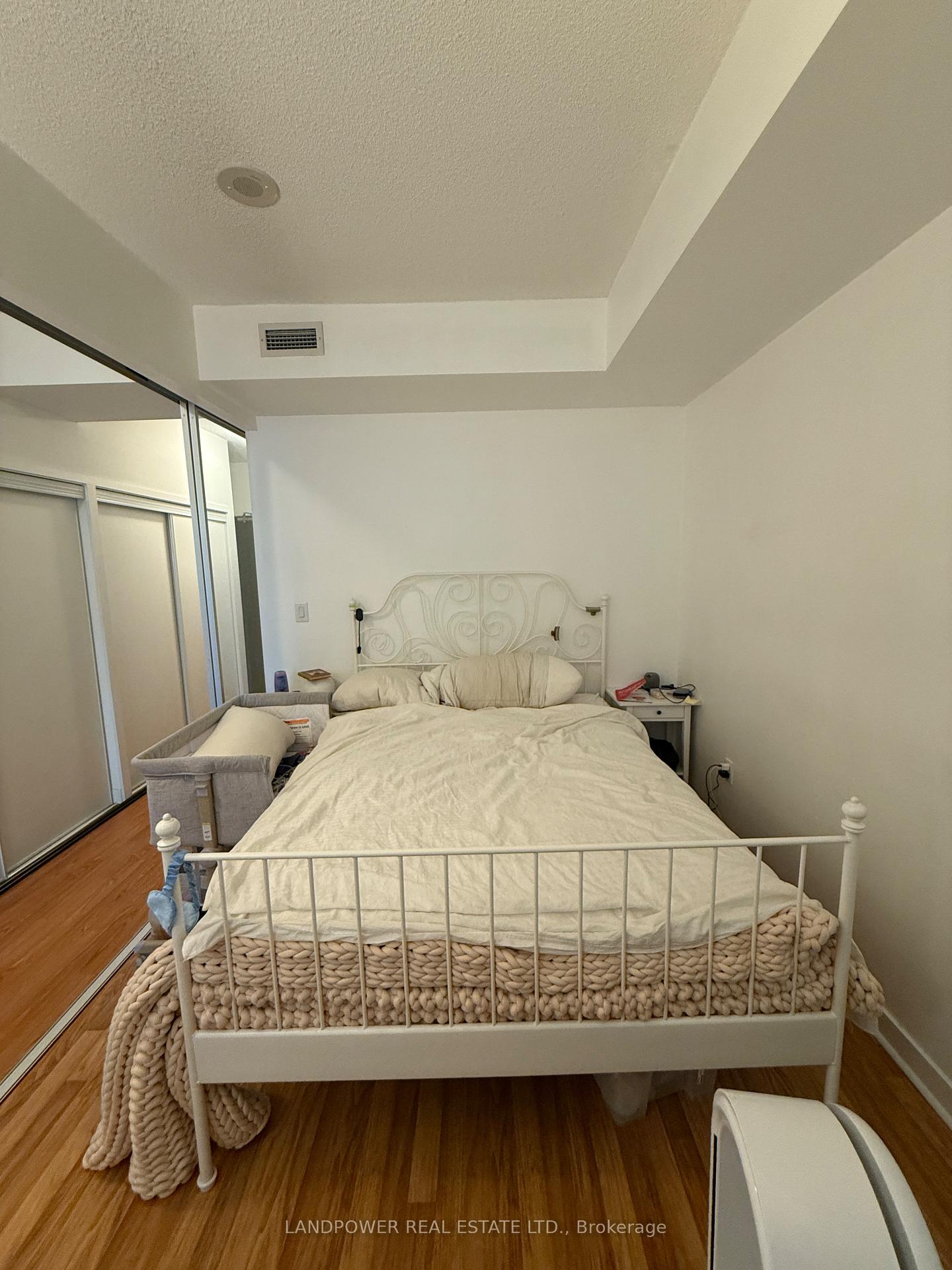 Photo 12 of Unit 335, 8 Telegram Mews, Toronto, Waterfront Communities — HOMEH