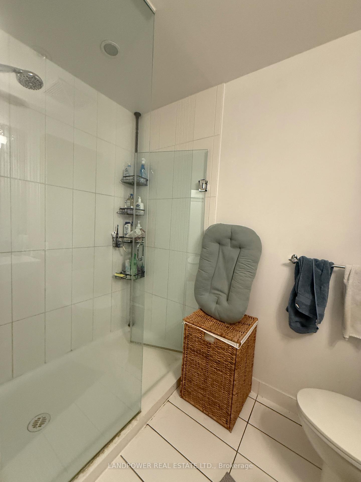 Photo 14 of Unit 335, 8 Telegram Mews, Toronto, Waterfront Communities — HOMEH