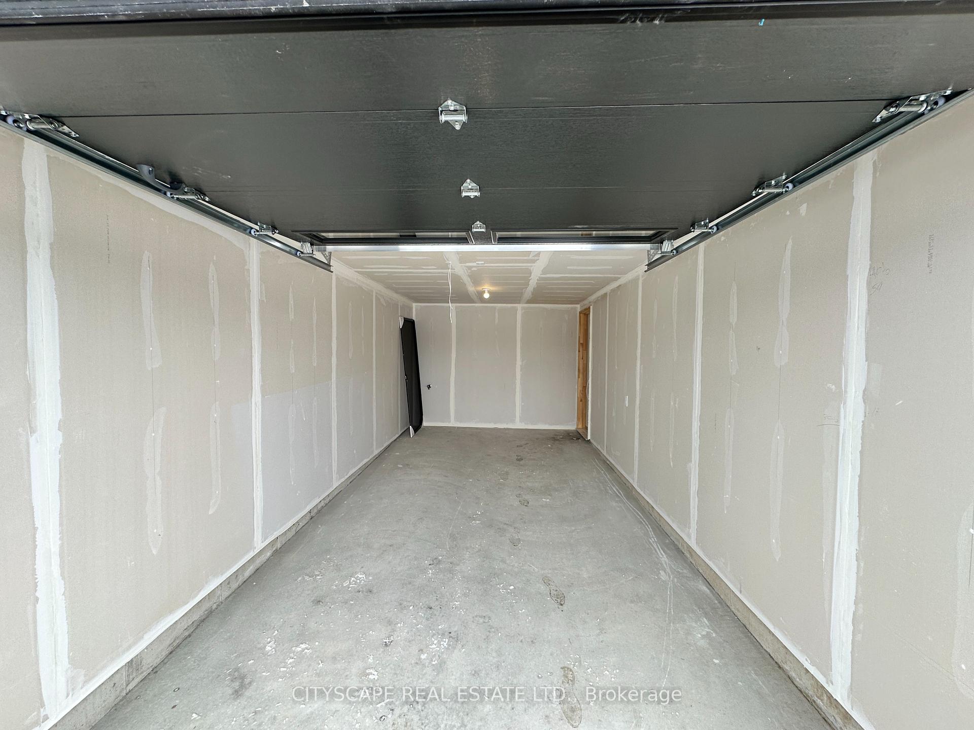 Photo 8 of 48 Balladry Boulevard, Stratford — HOMEH