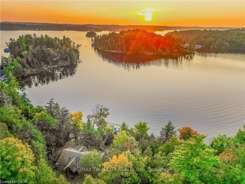 Photo of 1347 Rosseau Road