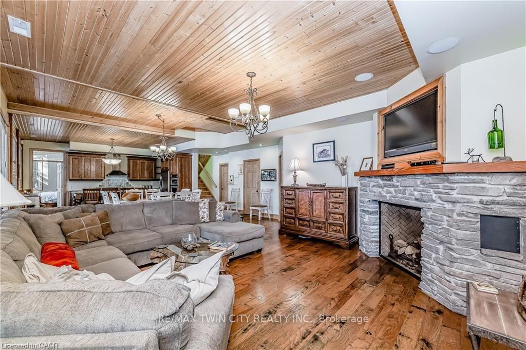 Photo 24 of 1347 Rosseau Road, Muskoka Lakes, Watt — HOMEH