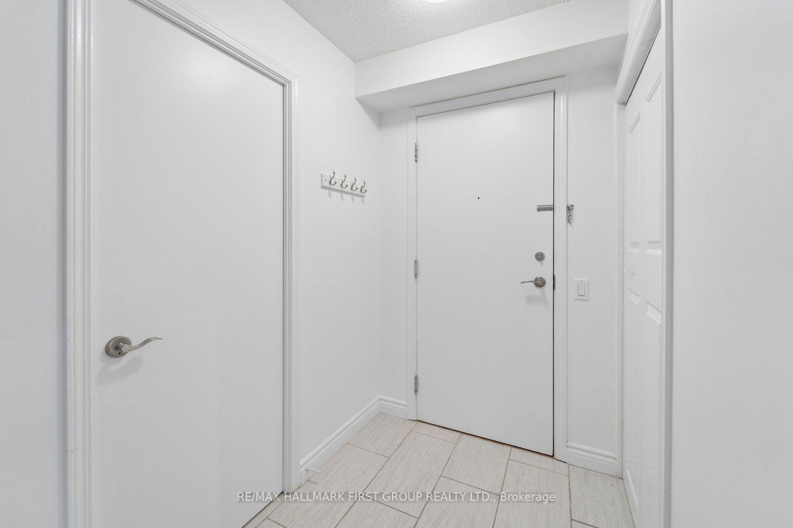 Photo 4 of Unit 908, 1200 The Esplanade N, Pickering, Town Centre — HOMEH