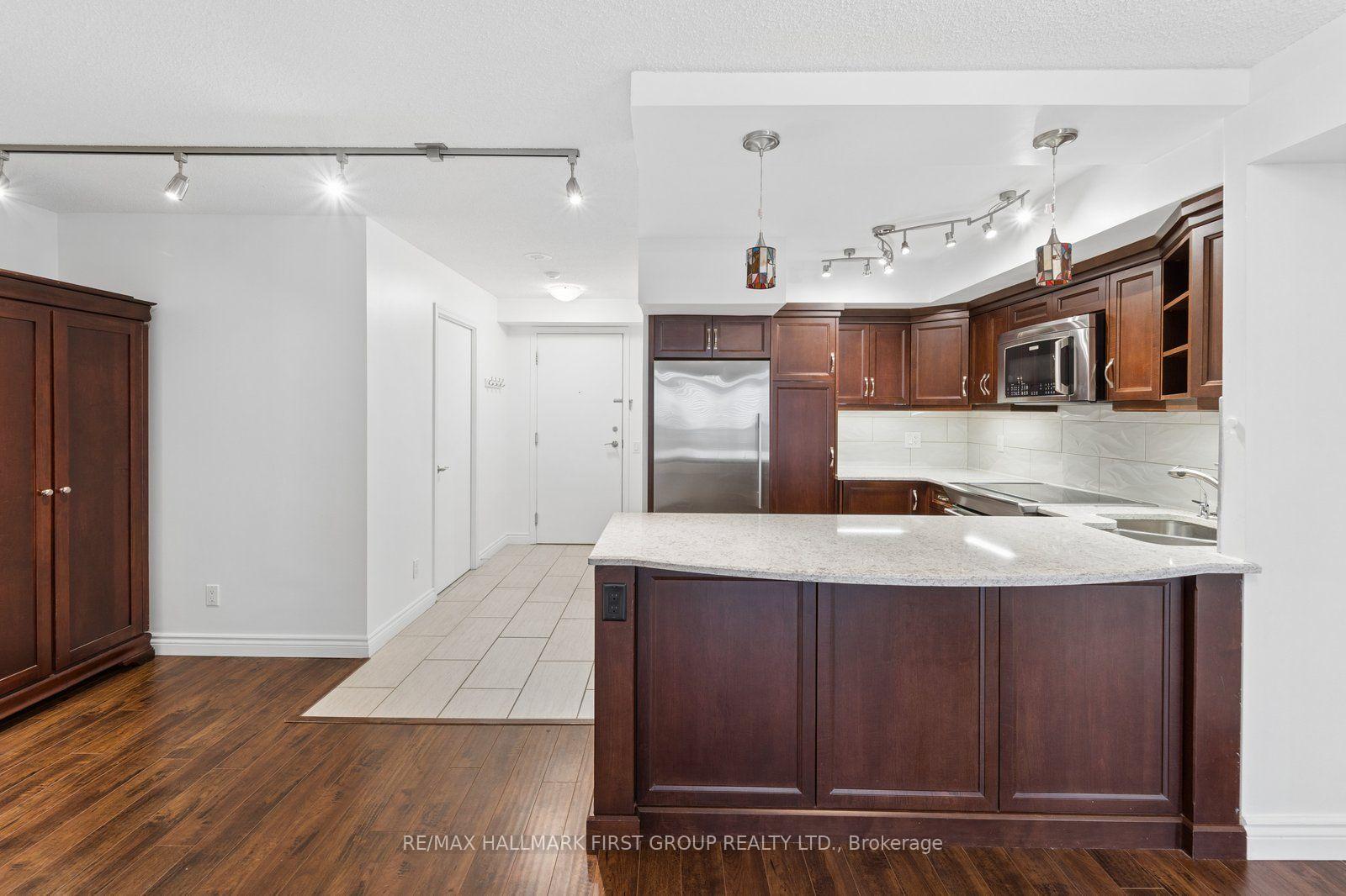 Photo 10 of Unit 908, 1200 The Esplanade N, Pickering, Town Centre — HOMEH