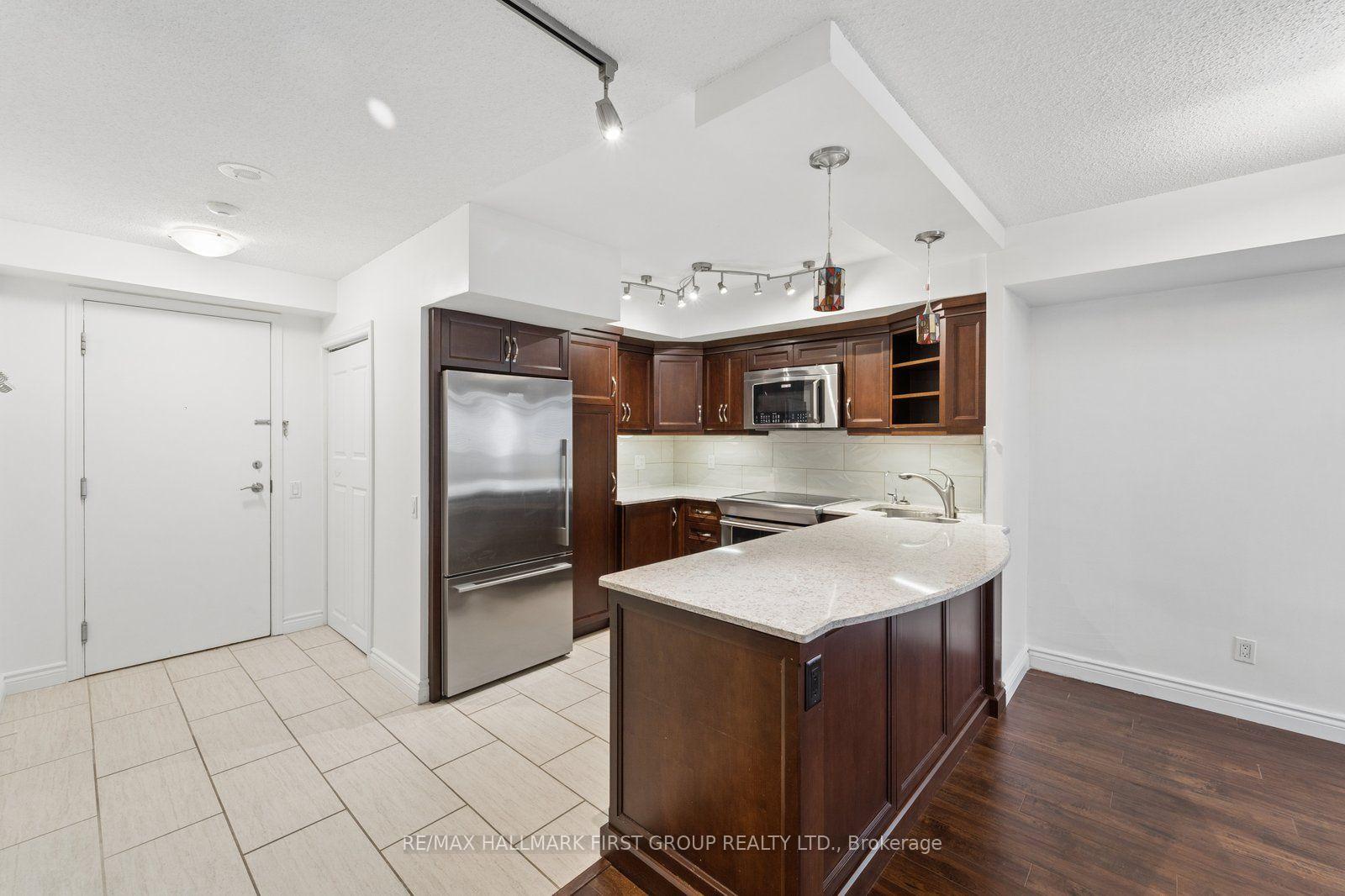 Photo 11 of Unit 908, 1200 The Esplanade N, Pickering, Town Centre — HOMEH