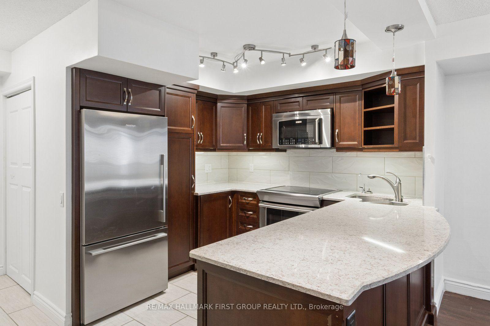 Photo 12 of Unit 908, 1200 The Esplanade N, Pickering, Town Centre — HOMEH
