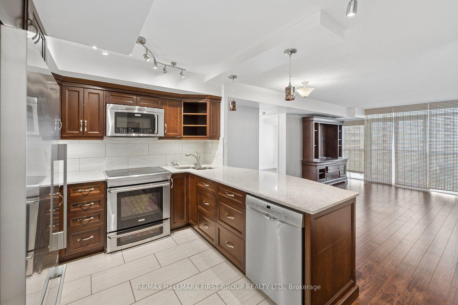 Photo 13 of Unit 908, 1200 The Esplanade N, Pickering, Town Centre — HOMEH