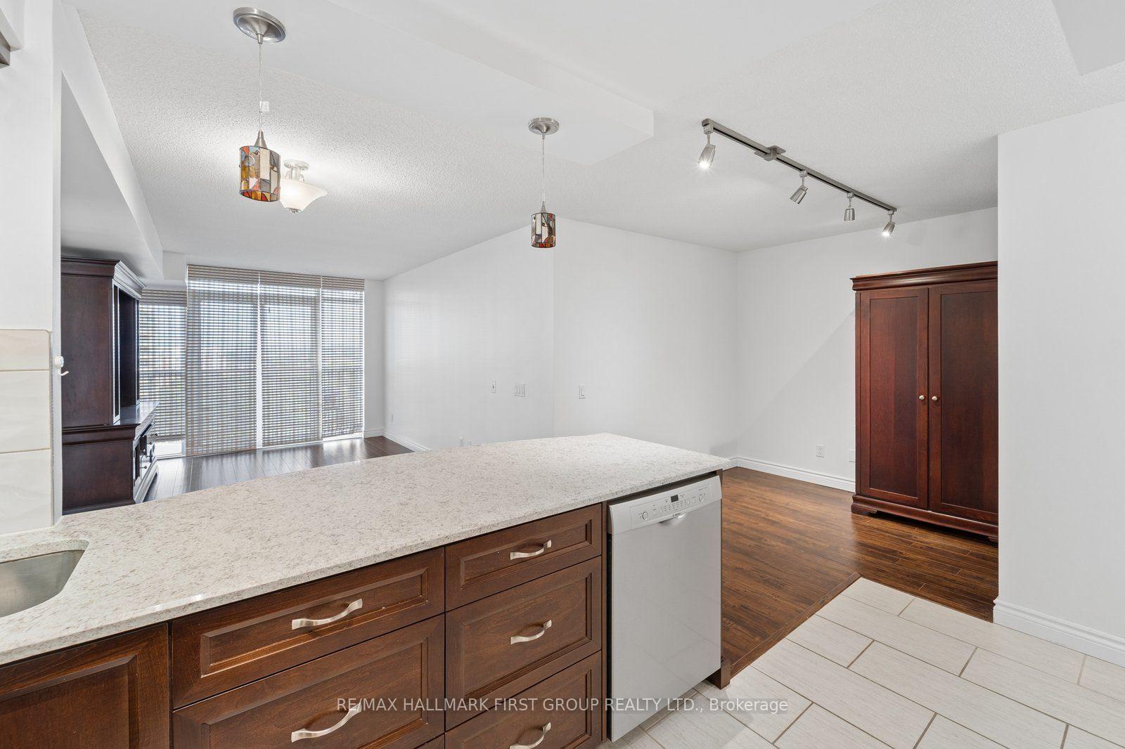 Photo 15 of Unit 908, 1200 The Esplanade N, Pickering, Town Centre — HOMEH