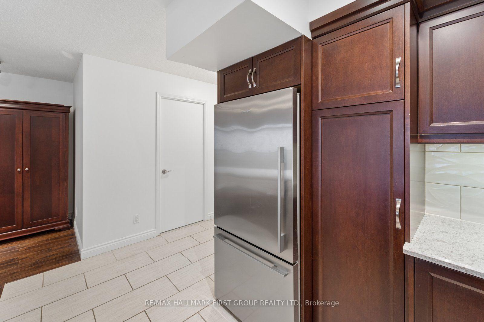 Photo 16 of Unit 908, 1200 The Esplanade N, Pickering, Town Centre — HOMEH