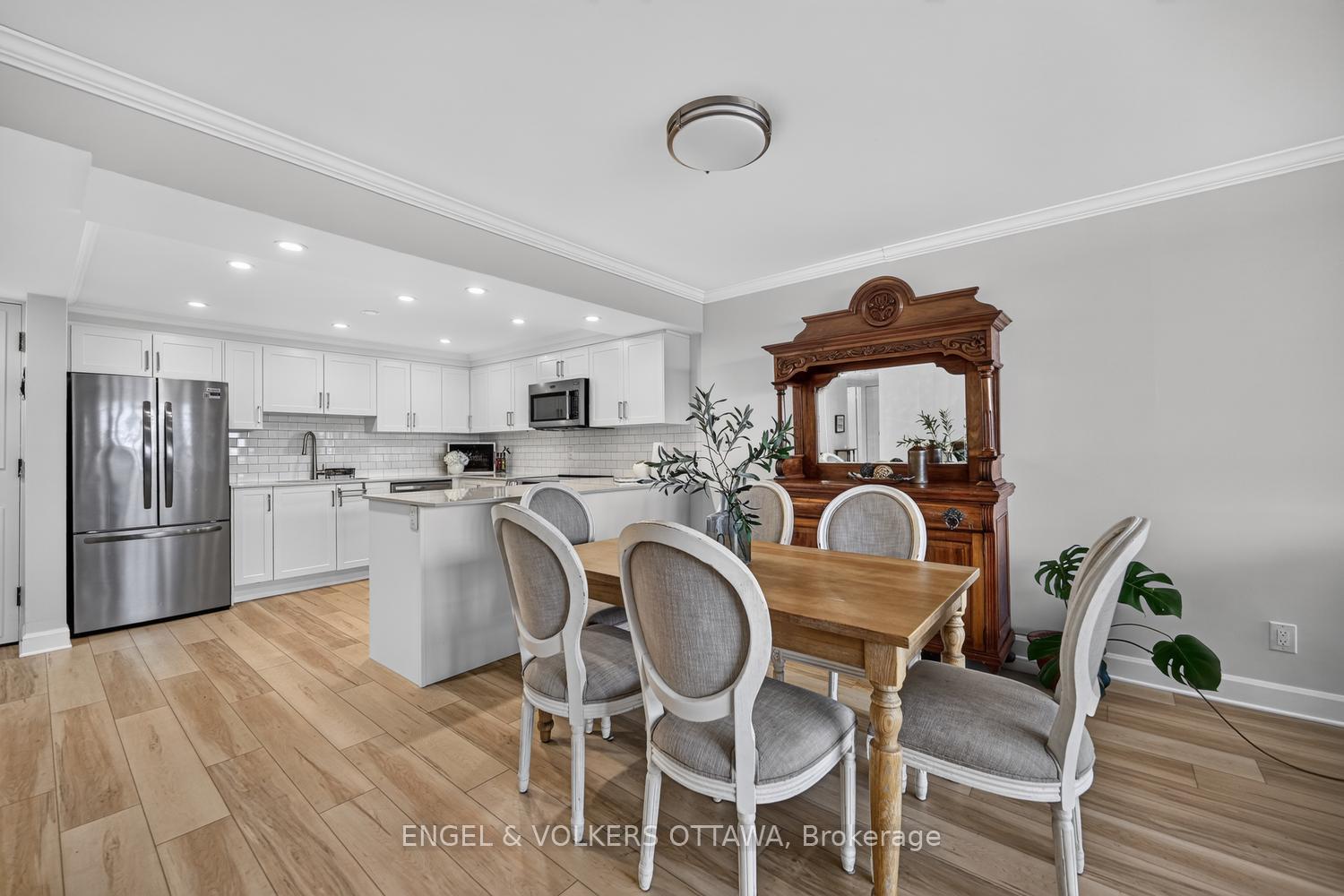 Photo 14 of Unit 110, 55 Water Street E, Brockville, Brockville — HOMEH
