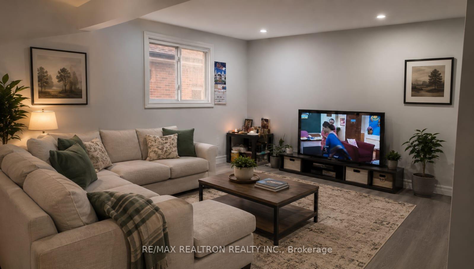 Photo 3 of 439 Wilson Road N, Oshawa, Eastdale — HOMEH