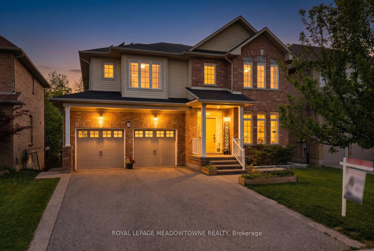 Photo 3 of 475 Valridge Drive, Hamilton, Ancaster — HOMEH