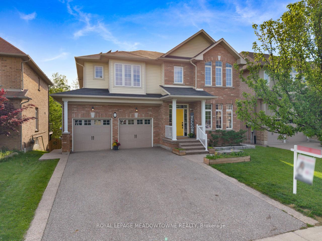 Photo 4 of 475 Valridge Drive, Hamilton, Ancaster — HOMEH