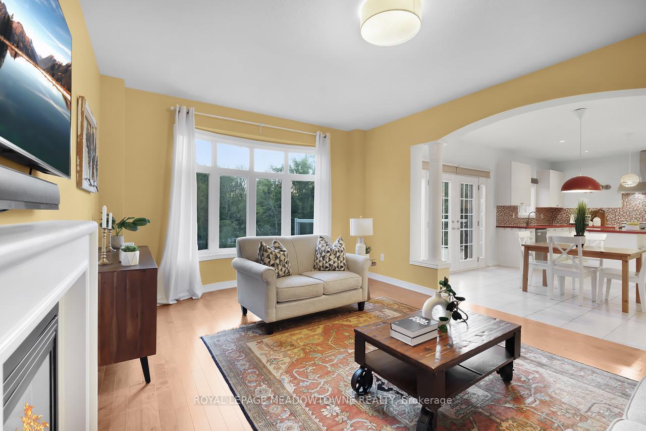 Photo 15 of 475 Valridge Drive, Hamilton, Ancaster — HOMEH