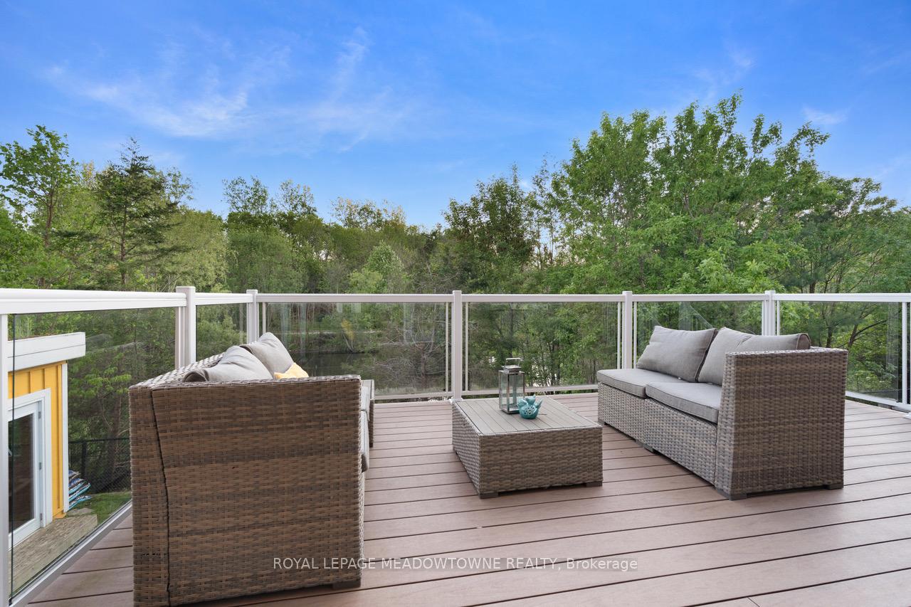 Photo 21 of 475 Valridge Drive, Hamilton, Ancaster — HOMEH