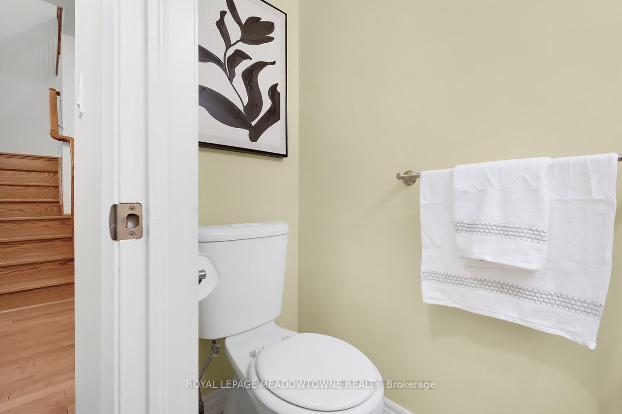 Photo 24 of 475 Valridge Drive, Hamilton, Ancaster — HOMEH