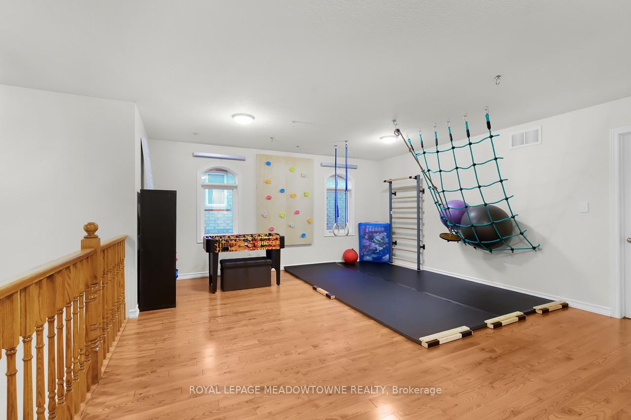 Photo 28 of 475 Valridge Drive, Hamilton, Ancaster — HOMEH
